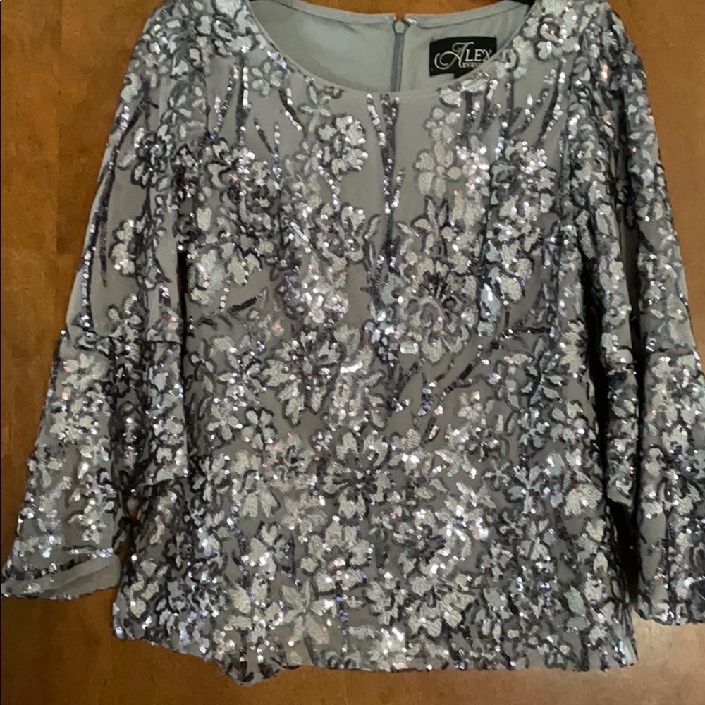 Alex Evening Grey & Silver Top